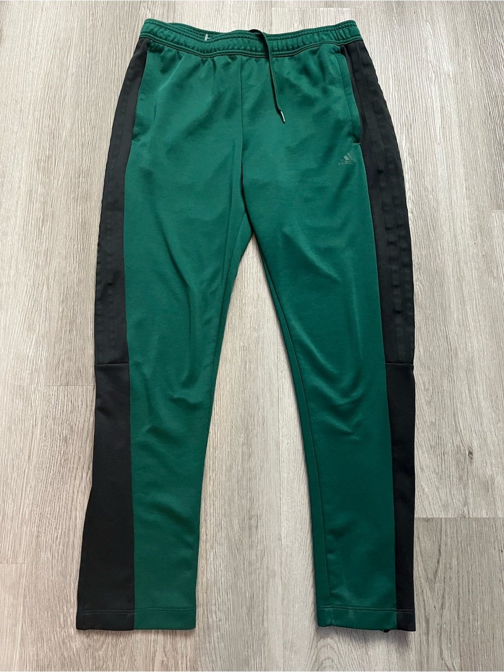251–adidas Green and Black Training Track Pants